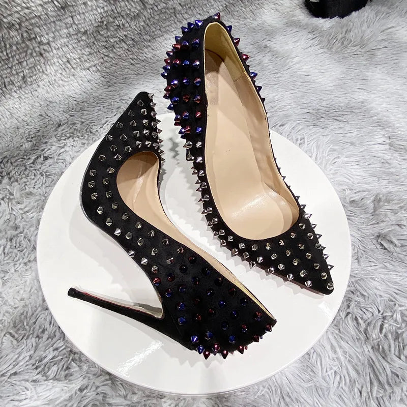 Classic Vintage Shoes with a Flattering Fit