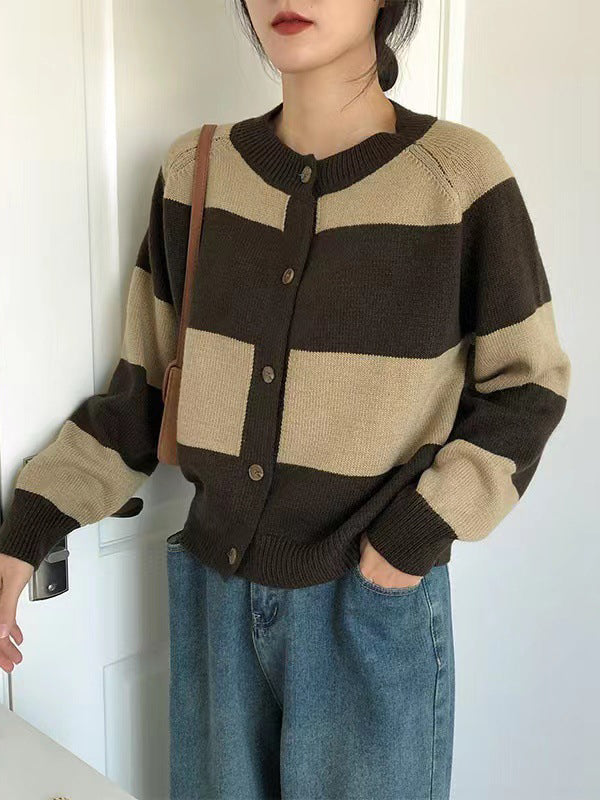 Polished Cardigan with an Effortless Classic Look