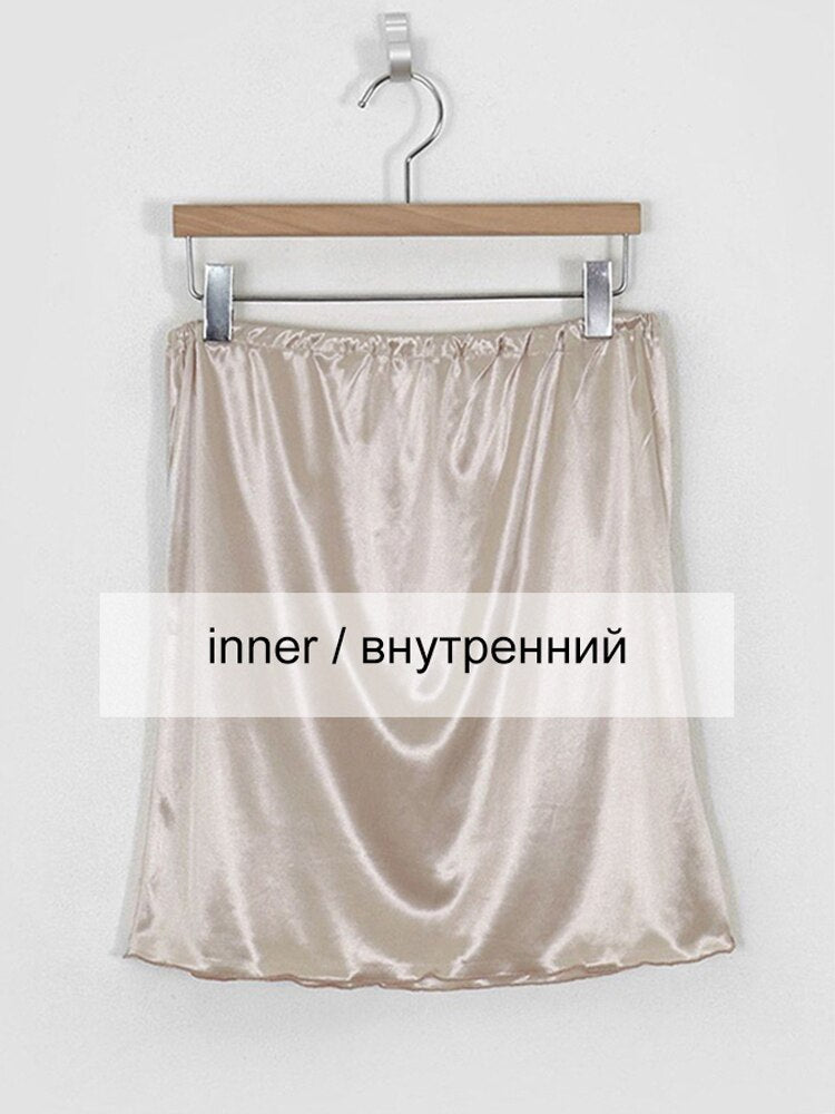 Beautifully Finished Garment in a Timeless Design