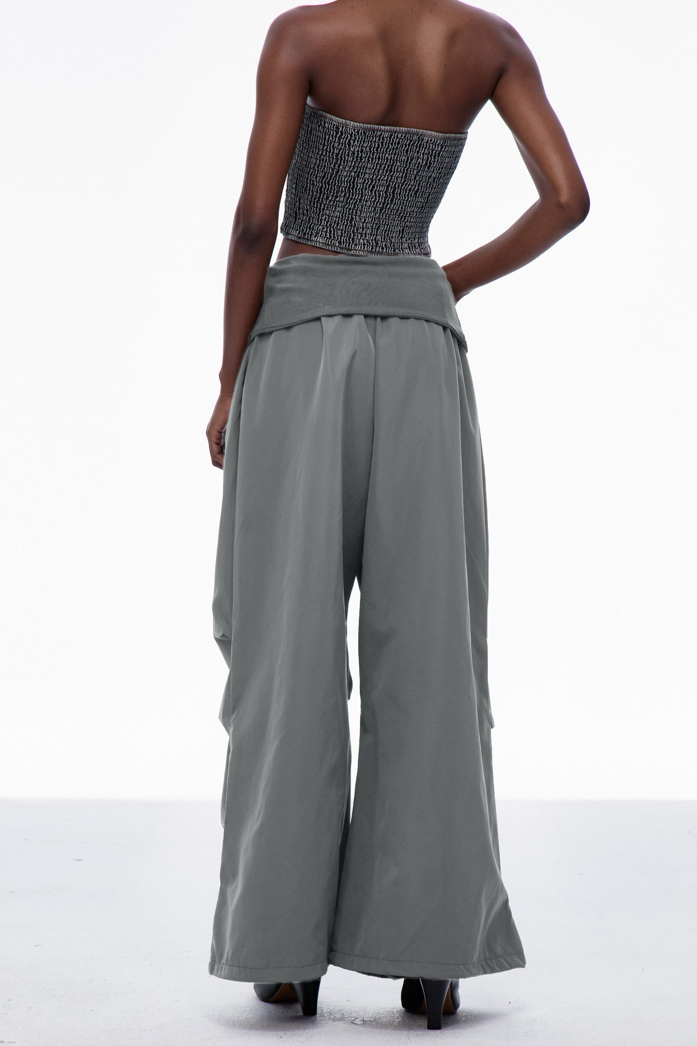 Gracefully Styled Pants for Any Occasion