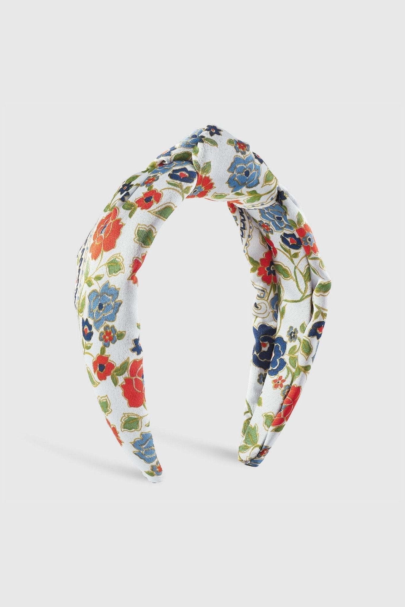 Gracefully Styled Garment for Any Occasion