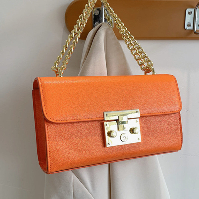 Polished Bag with an Effortless Classic Look