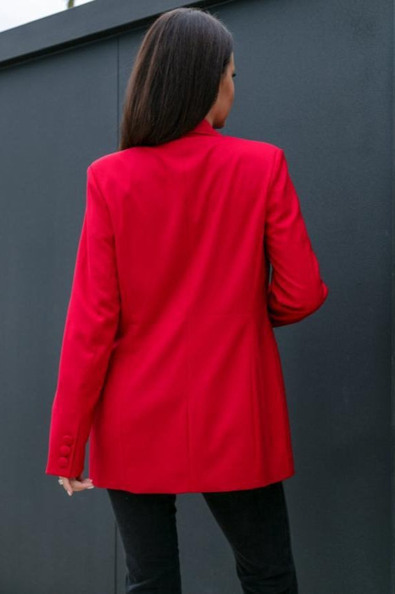 Beautifully Finished Garment in a Timeless Design