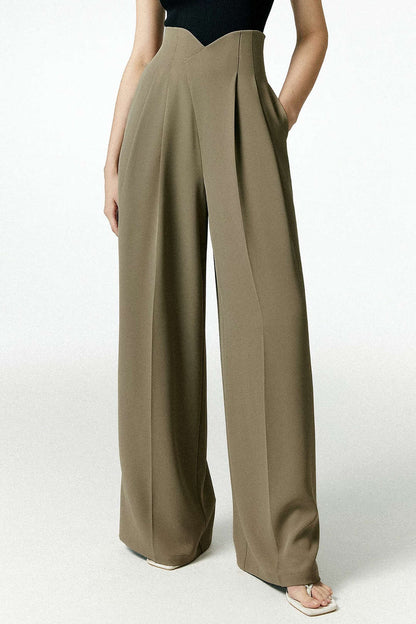 A Vintage Style Trousers with Delicate Timeless Details