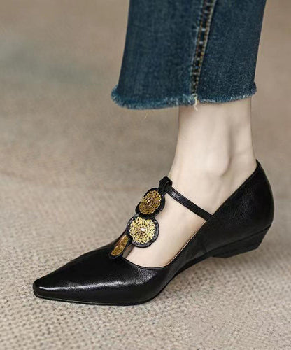 Polished Heels with an Effortless Classic Look