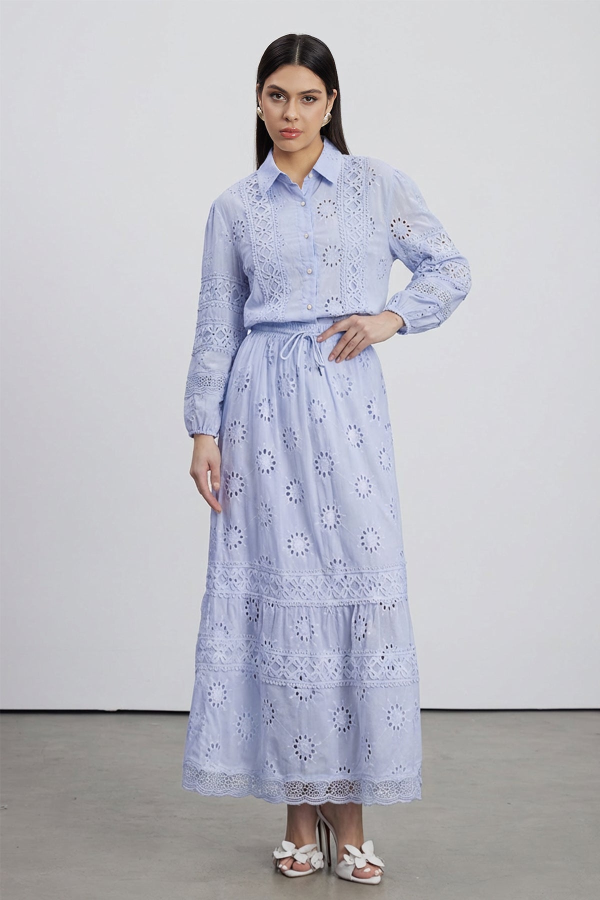 Beautifully Finished Garment in a Timeless Design