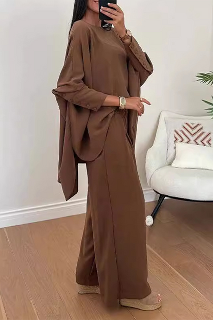 Gracefully Styled Garment for Any Occasion