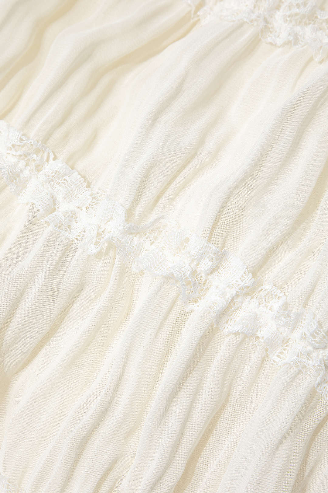 Effortlessly Elegant Top with a Timeless Design