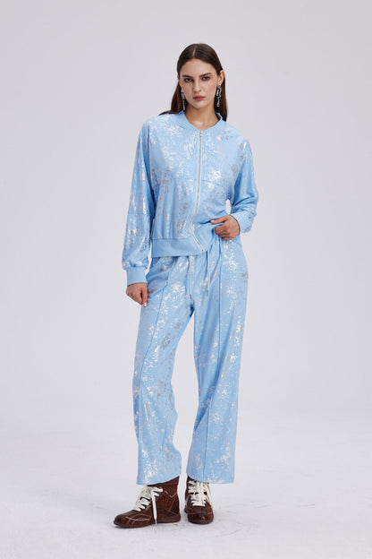 Well Tailored Pants with a Graceful Silhouette