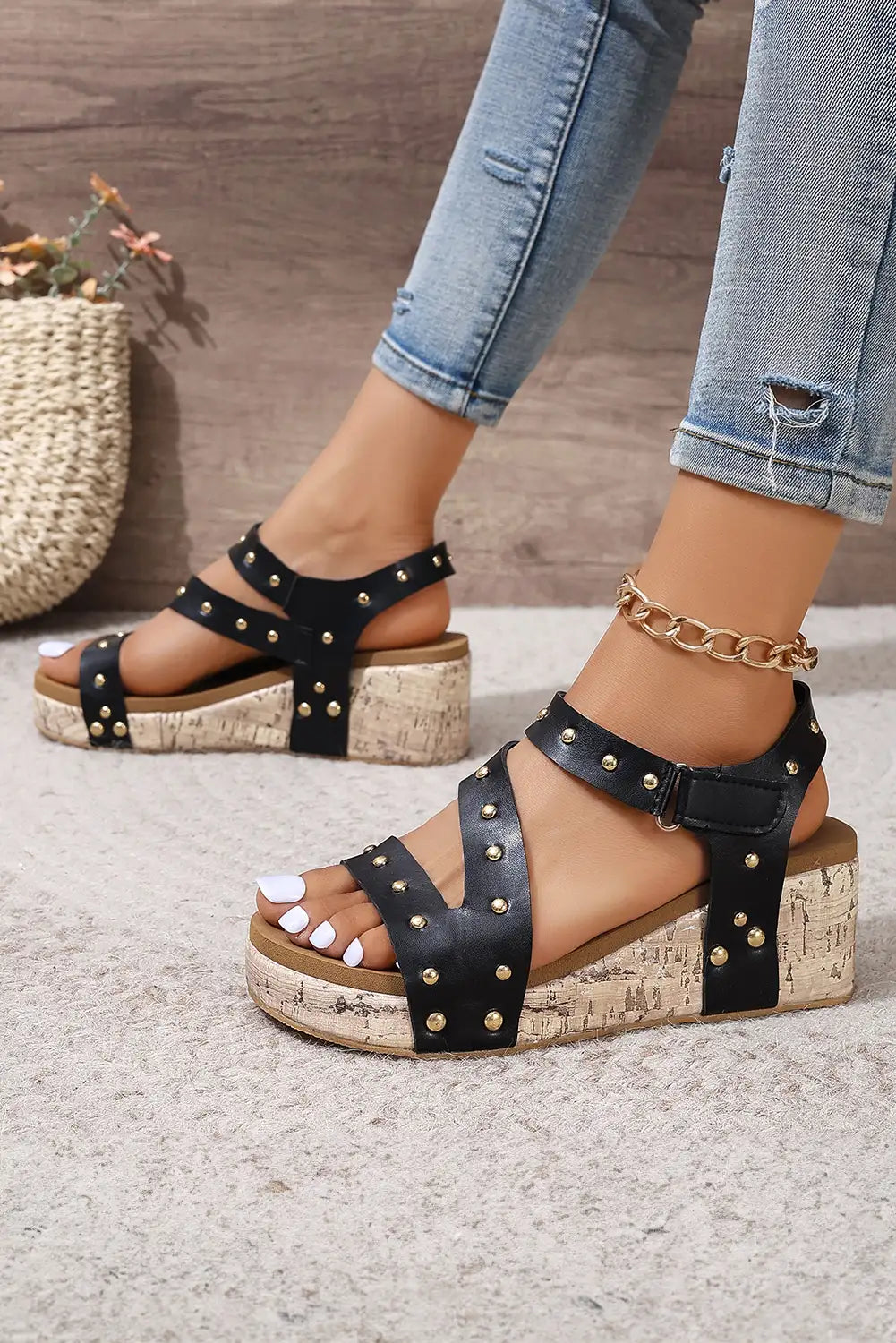 Classic Vintage & Enduringly Stylish Sandals