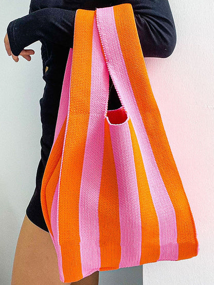 Well Tailored Bag with a Graceful Silhouette