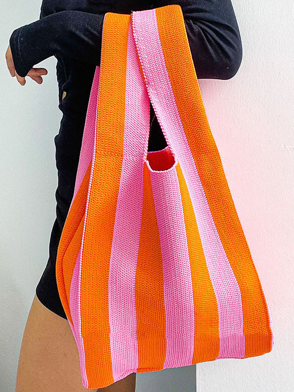 Well Tailored Bag with a Graceful Silhouette