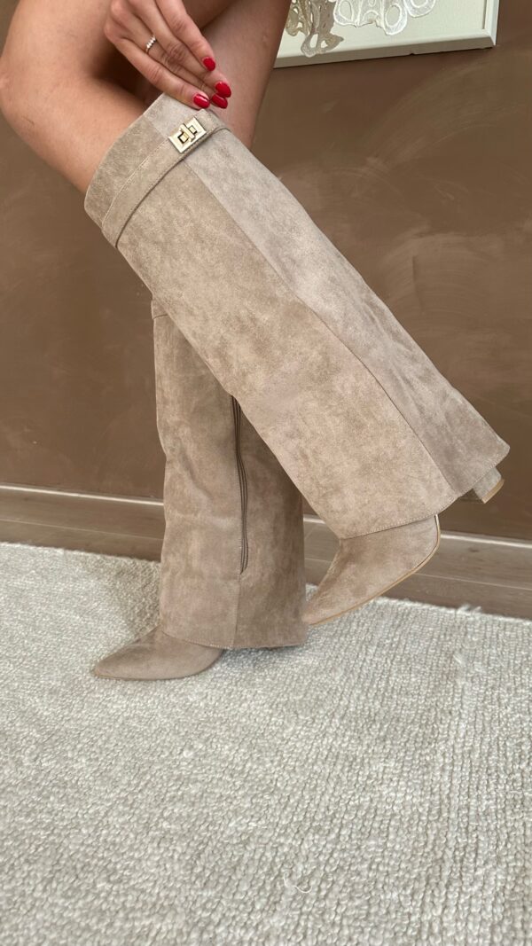 Sophisticated Boots with a Clean Classic Look