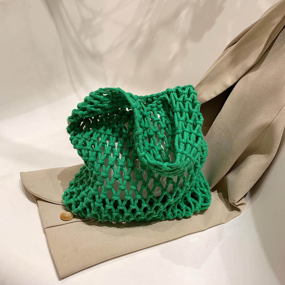 Beautifully Finished Bag in a Timeless Design