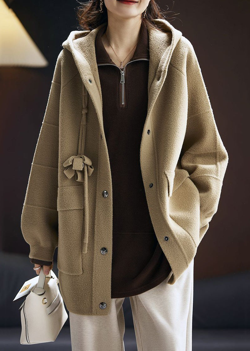 Beautifully Finished Coat in a Timeless Design