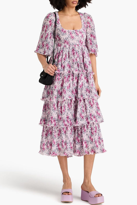Sophisticated Dress with a Clean Classic Look