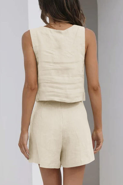 Gracefully Styled Garment for Any Occasion