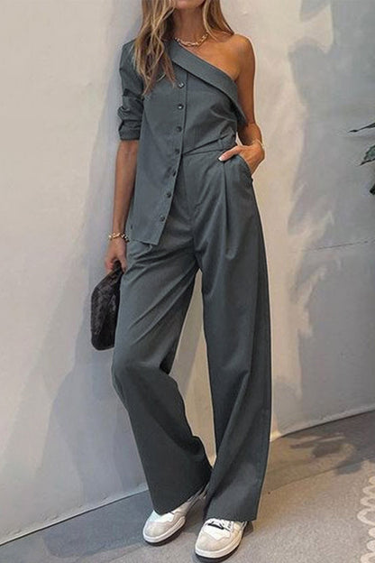 Beautifully Finished Garment in a Timeless Design