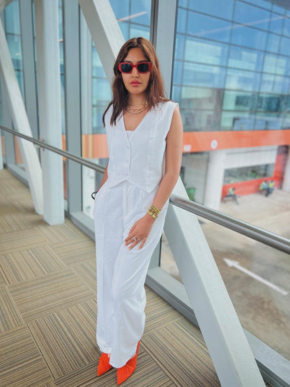 Gracefully Styled Pants for Any Occasion