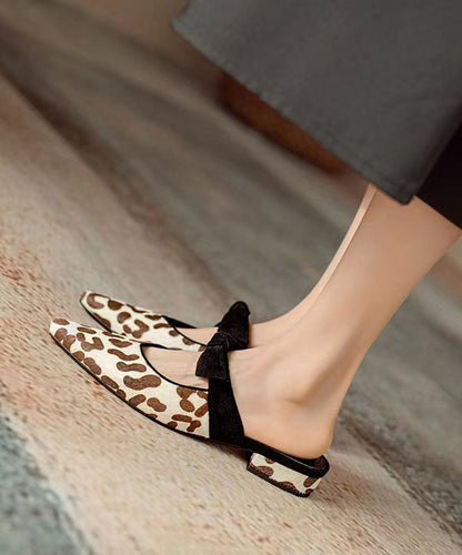 Well Tailored Sandals with a Graceful Silhouette