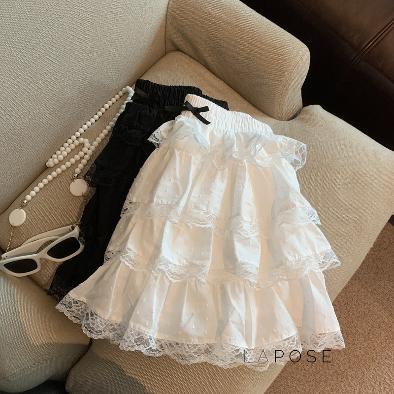 Gracefully Styled Garment for Any Occasion