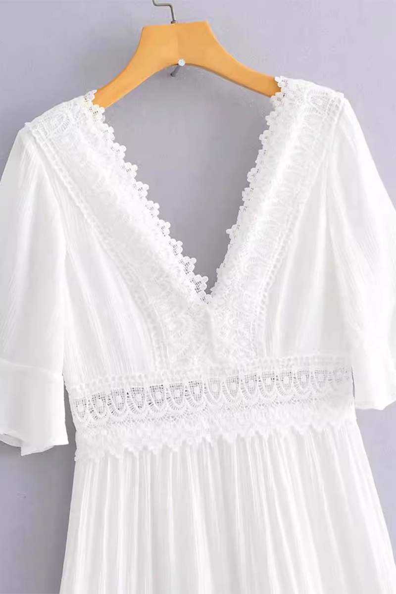 Elegantly Styled Dress for Everyday Wear