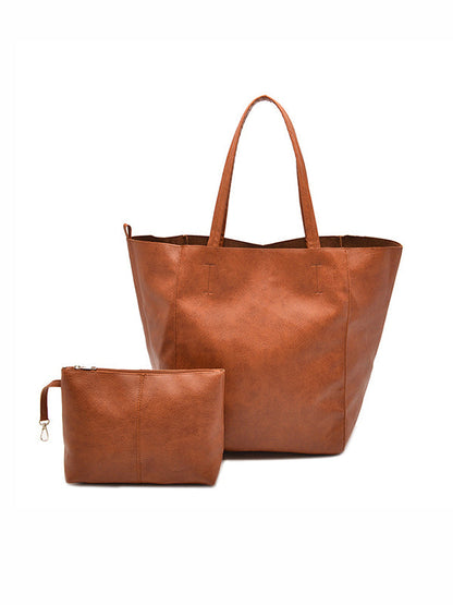 Polished Bag with an Effortless Classic Look