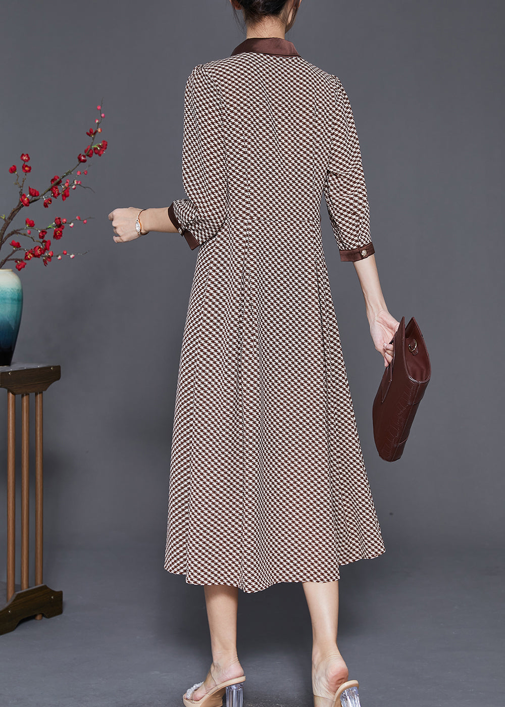 Beautifully Crafted Dress in a Classic Style