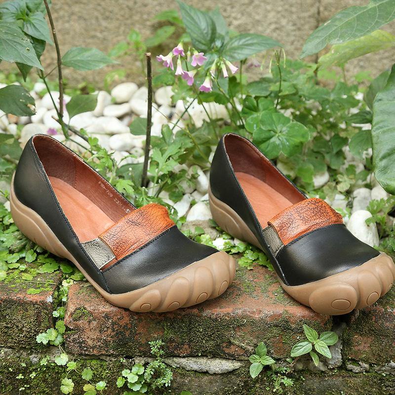 A Vintage Style Shoes with Delicate Timeless Details
