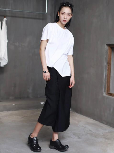 Beautifully Finished T-Shirt in a Timeless Design