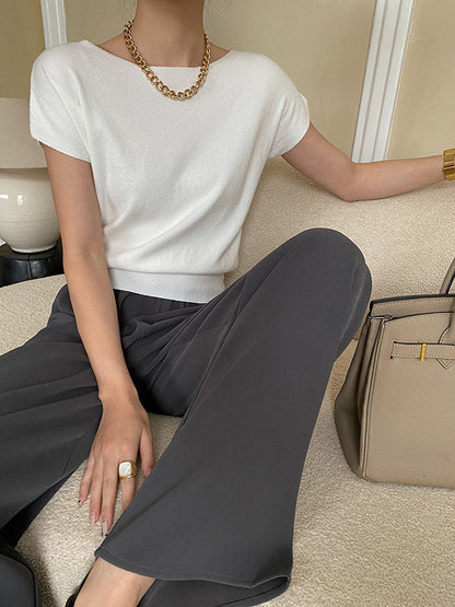 A Vintage Style Pullover with Delicate Timeless Details