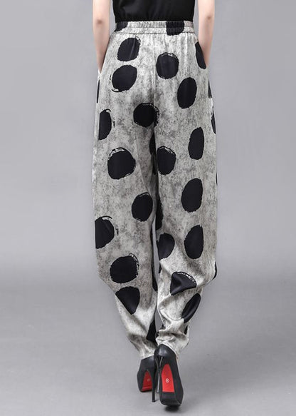 Classic Vintage Pants with a Flattering Fit