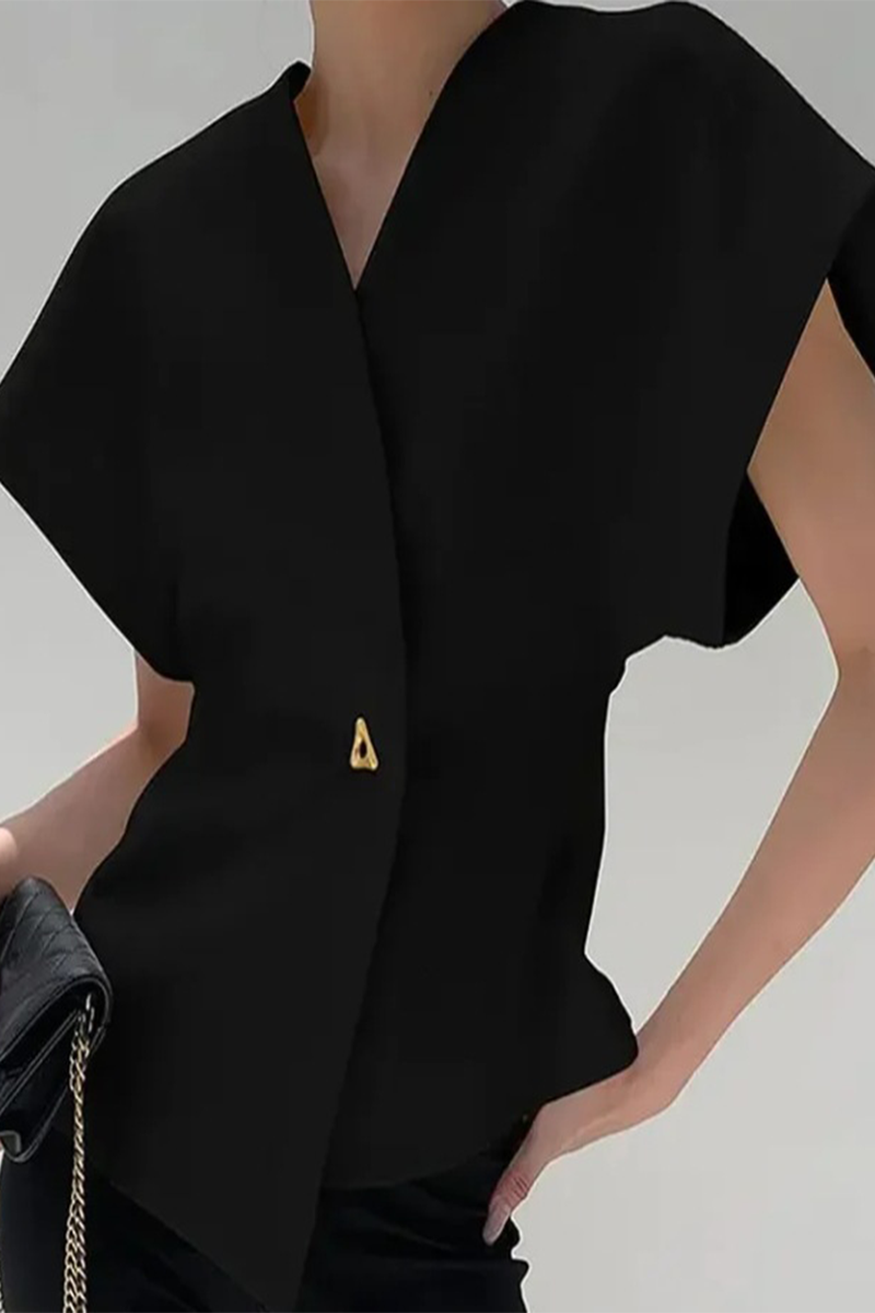 A Vintage Style Top with Delicate Timeless Details