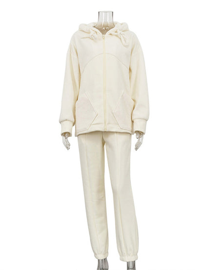 Effortlessly Elegant Cardigan with a Timeless Design