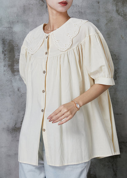Classic Vintage Blouse with a Flattering Fit