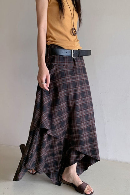 Sophisticated Garment with a Clean Classic Look
