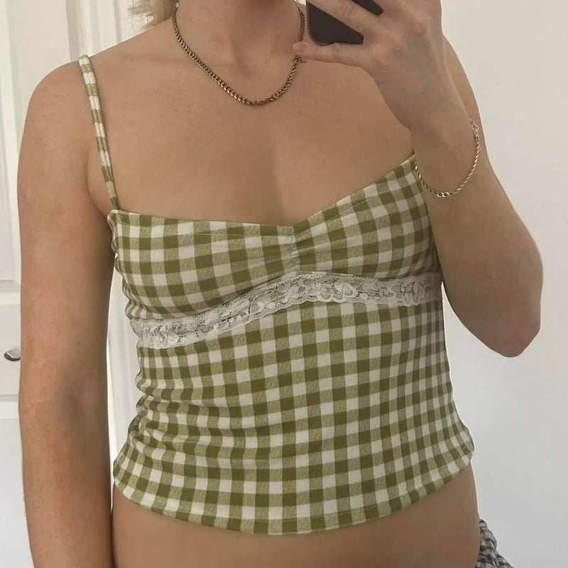 Classic Vintage Top with a Flattering Fit