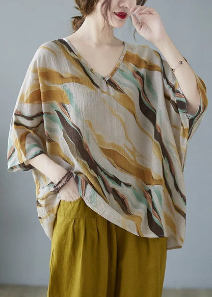 Beautifully Crafted Blouse in a Classic Style