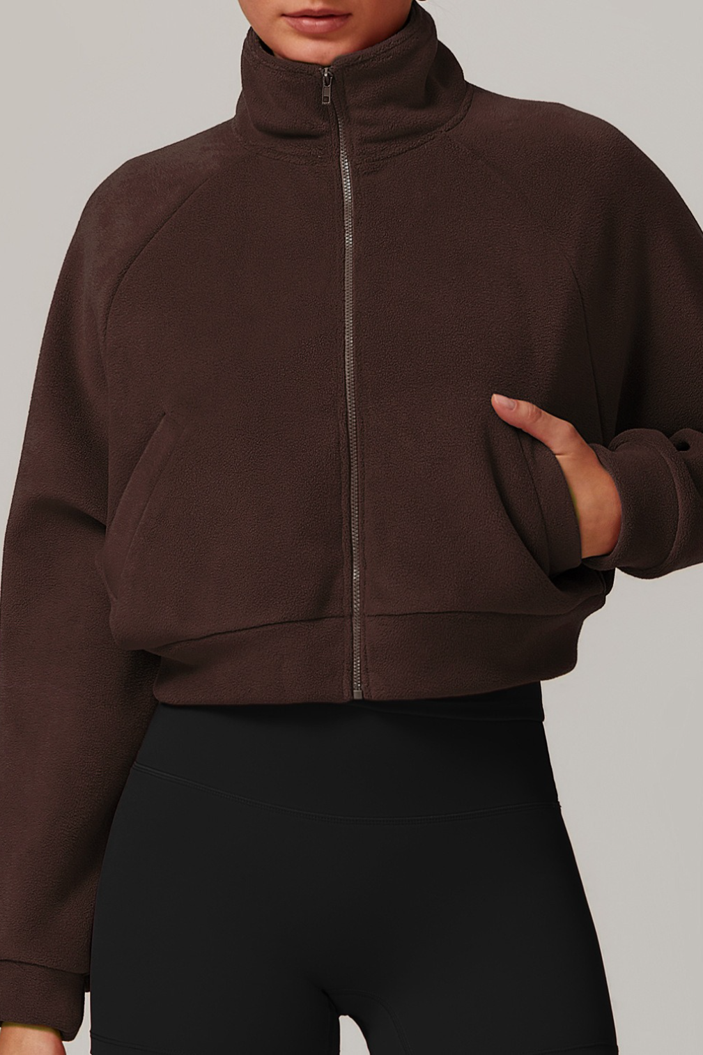 Well Tailored Jacket with a Graceful Silhouette