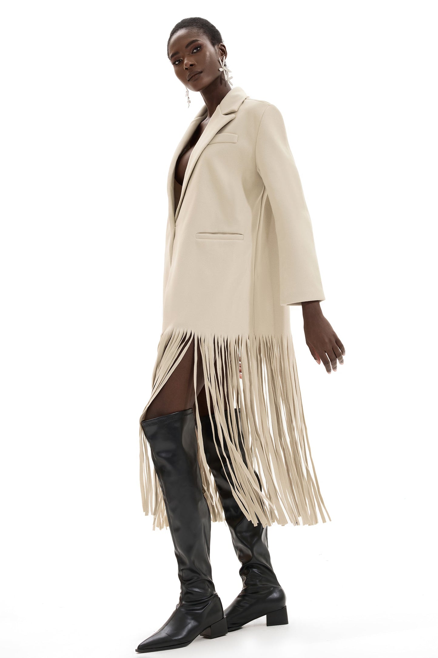 Gracefully Styled Coat for Any Occasion