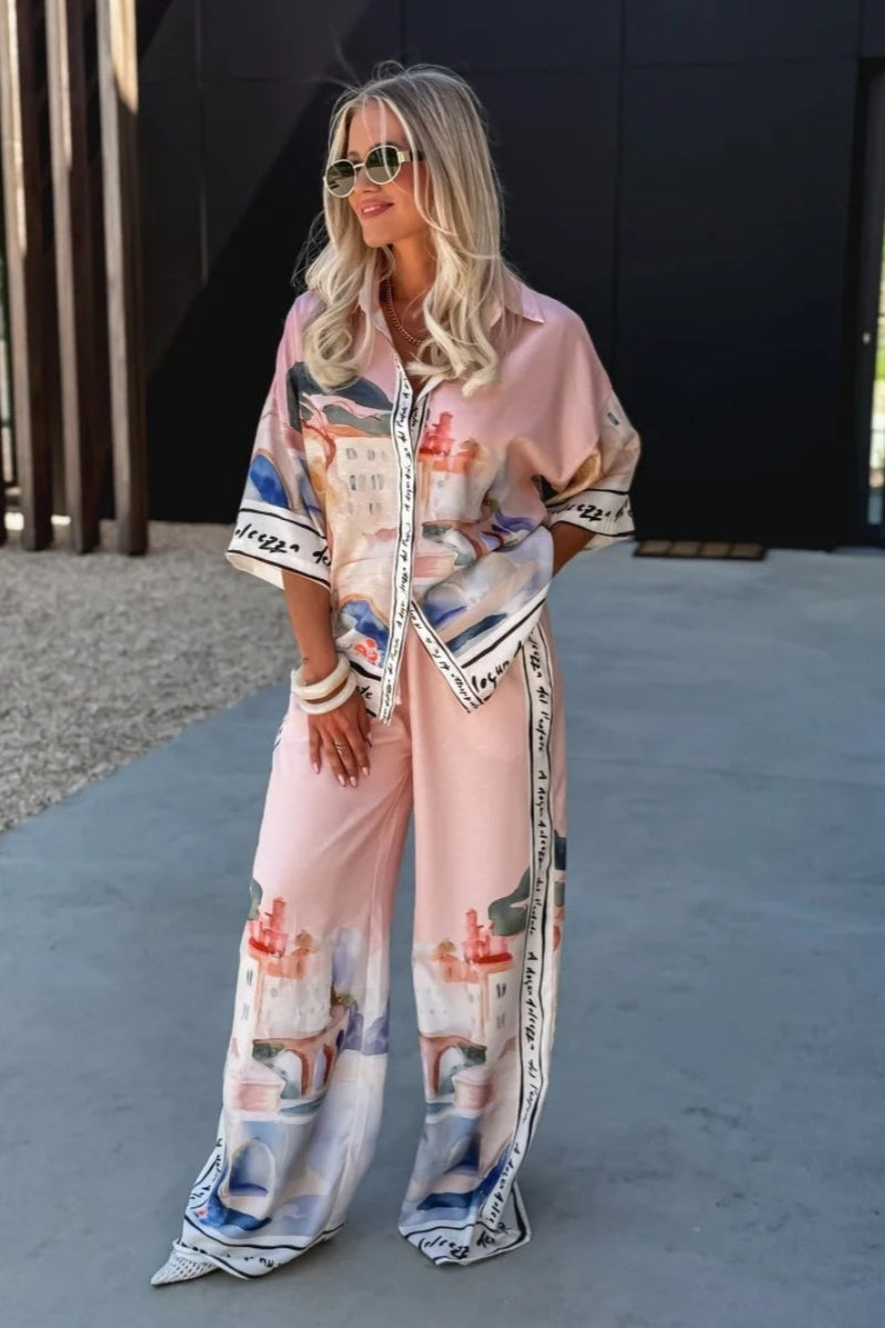 Elegantly Styled Pants for Everyday Wear