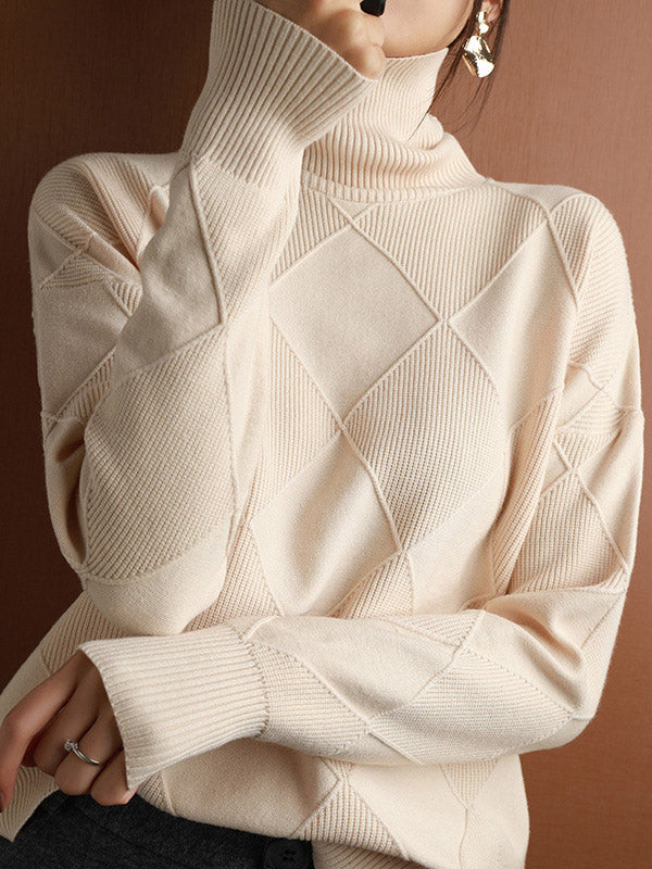 Beautifully Finished Sweater in a Timeless Design