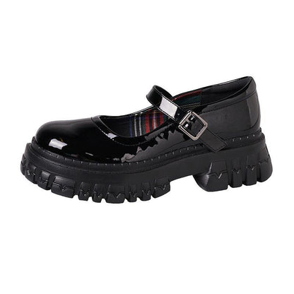 Elegantly Styled Shoes for Everyday Wear