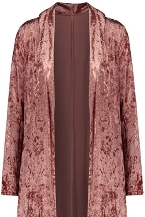 Well Tailored Garment with a Graceful Silhouette