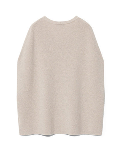 Well Tailored Top with a Graceful Silhouette