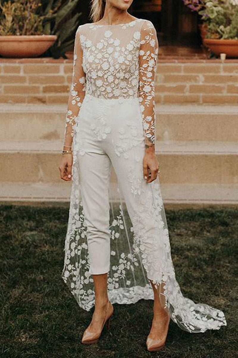 Sophisticated Garment with a Clean Classic Look