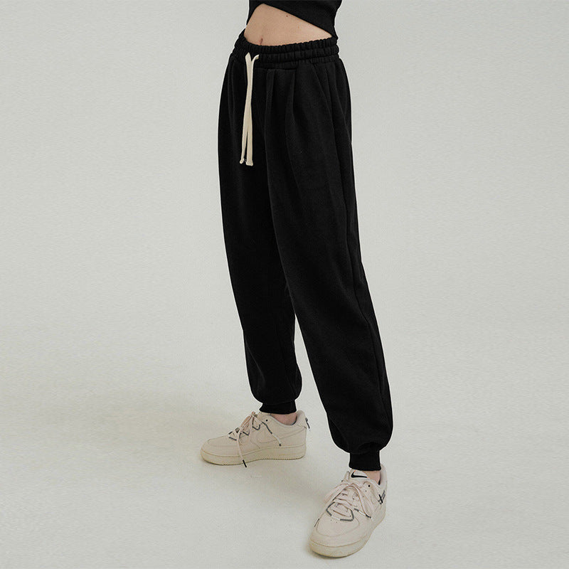 Classic Vintage Trousers with a Flattering Fit