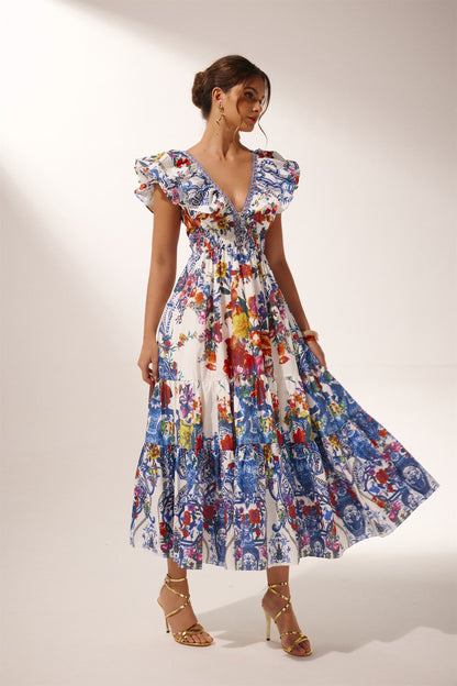 Beautifully Crafted Dress in a Classic Style