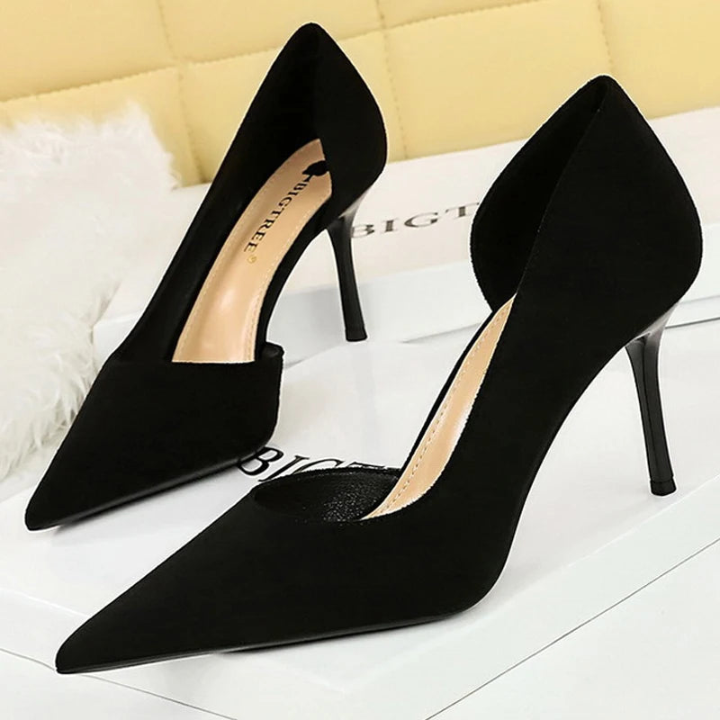 Vintage Inspired Heels with a Contemporary Edge
