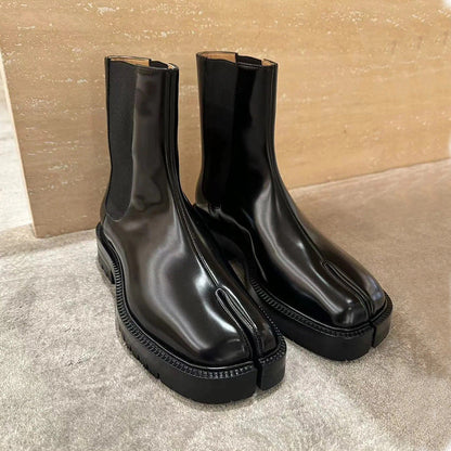 Elegantly Styled Boots for Everyday Wear
